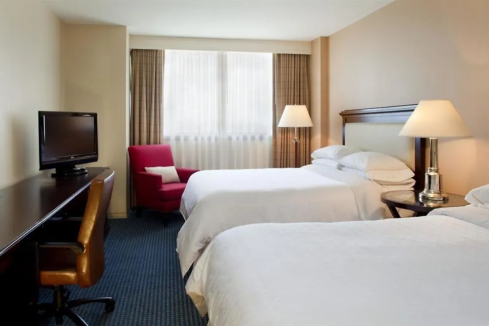 Sheraton Norfolk Waterside Hotel 4*,  United States