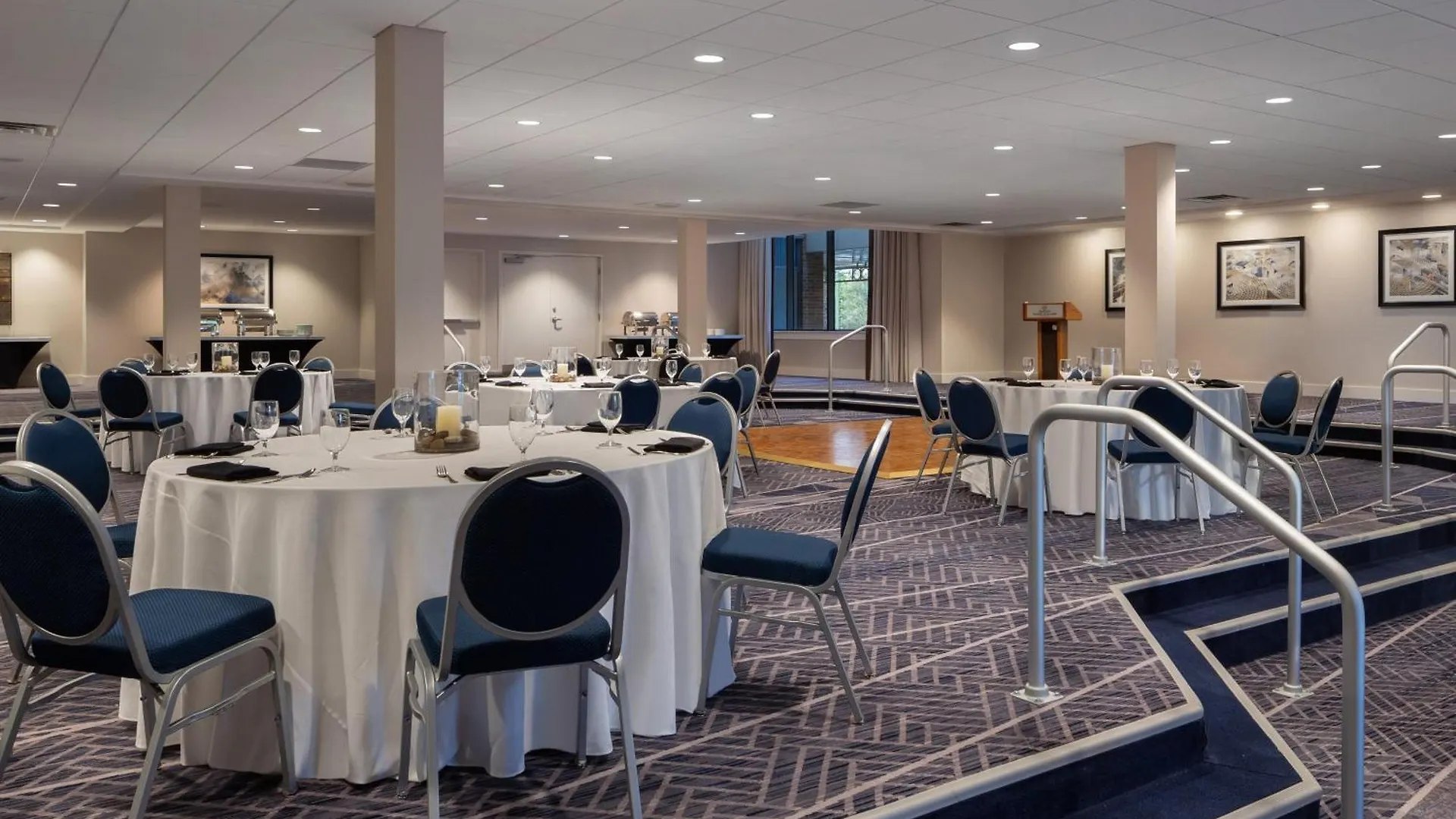 ****  Sheraton Norfolk Waterside Hotel United States